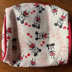 CLEARANCE: 4/$12 Mickey/Minnie Cosmetic Bag